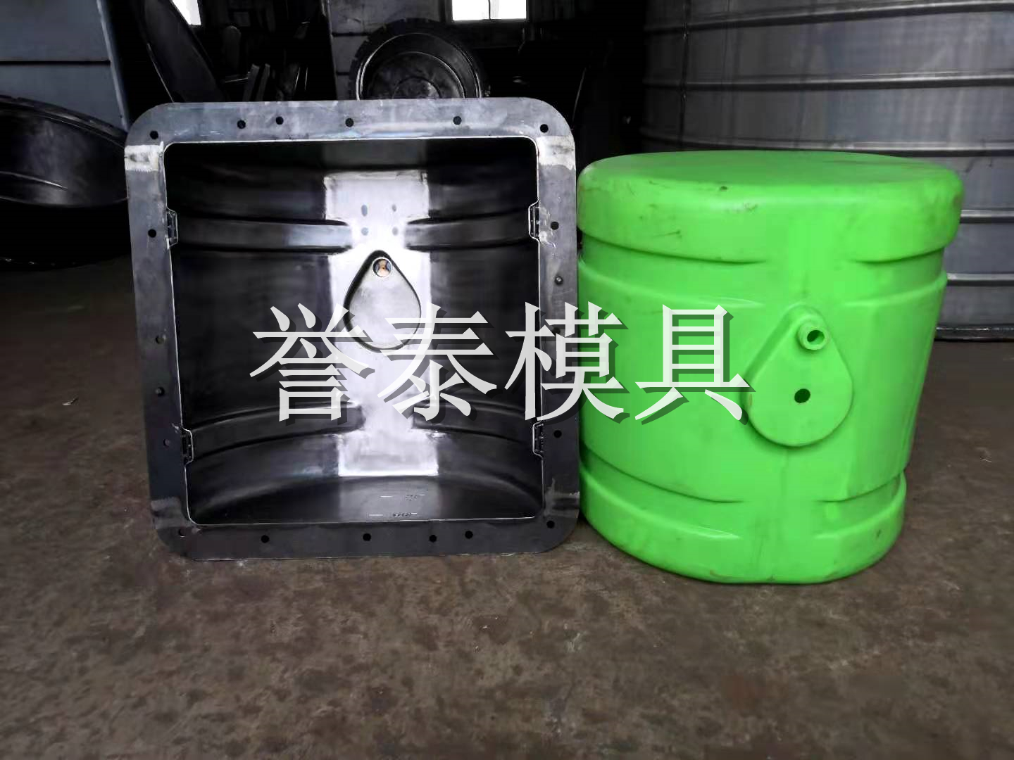 農(nóng)機(jī)水箱