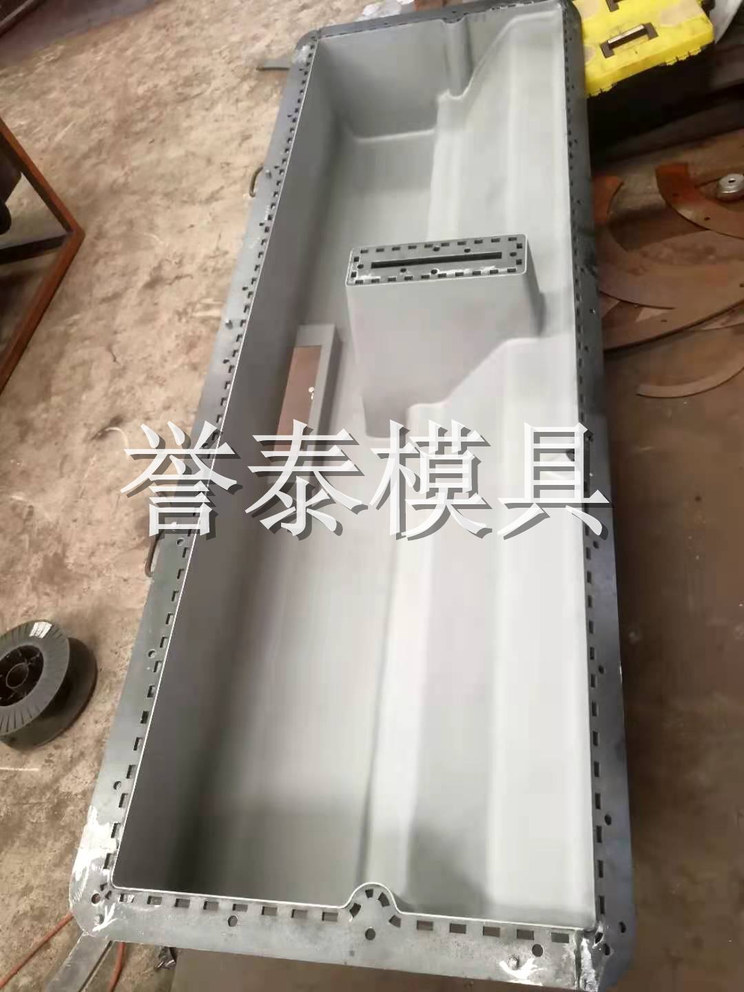 農機水箱